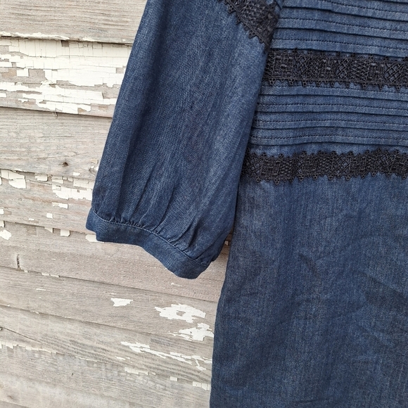 Banana Republic Pintuck & Lace Shift Dress Size 10 - Picture 5 of 9